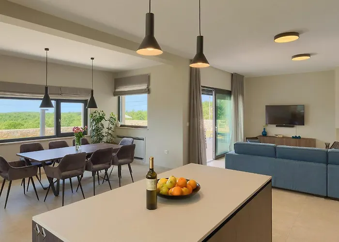 Vikendica Eleonora *