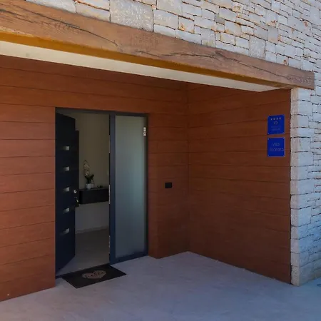 Eleonora Ferienhaus Poreč